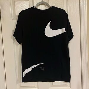Nike Big Swoosh Tee